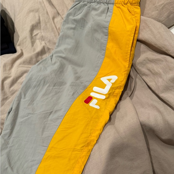 FILA + UO Barnet Wind Pant | CUSTOM MADE SET | BAD BUNNY CONCERT OUTFIT - Picture 8 of 11